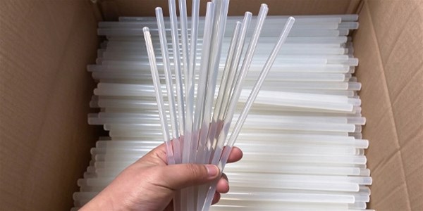 Starting a Hot Melt Glue Stick Manufacturing Business: A High-ROI Investment Guide
